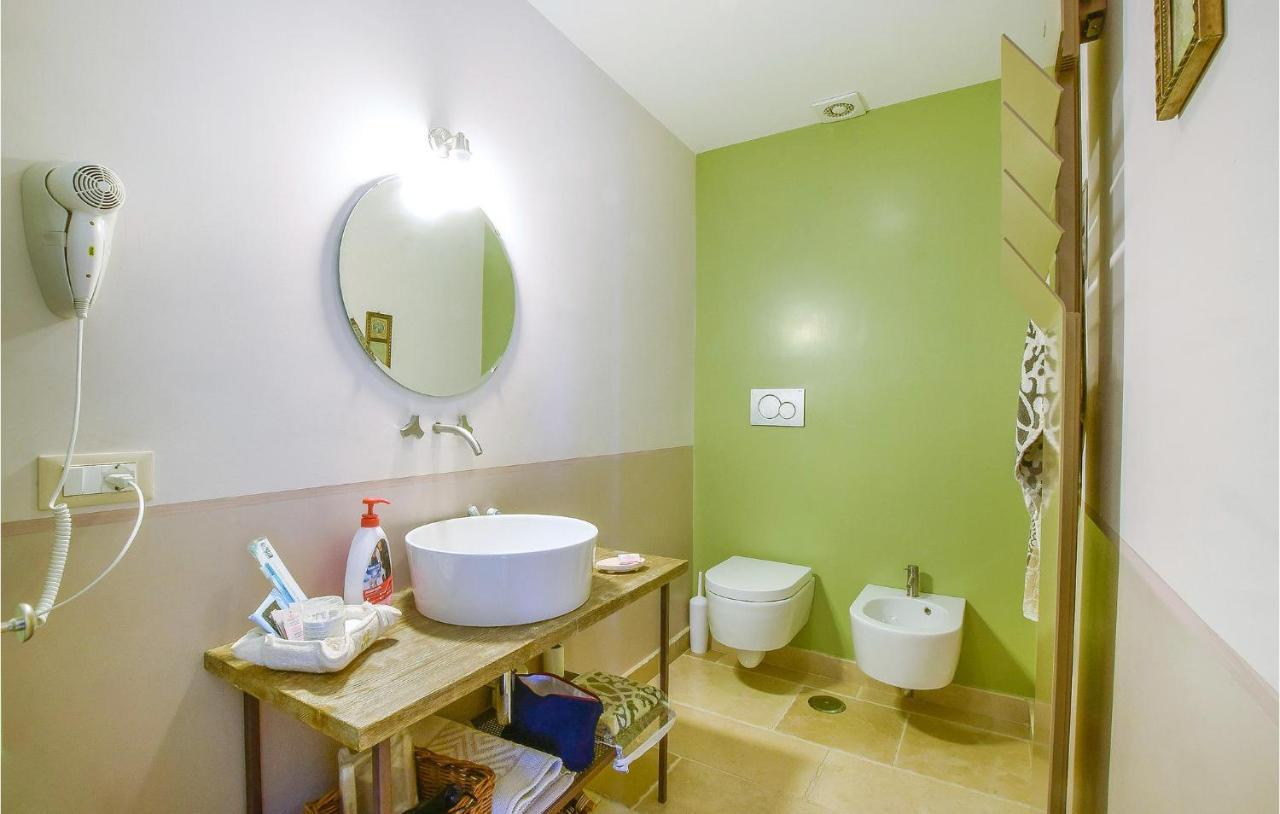 Cozy Apartment In מסה לוברנסה מראה חיצוני תמונה